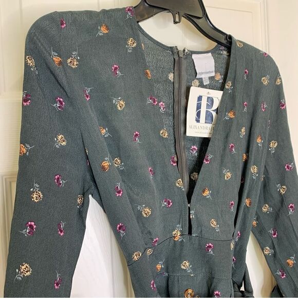 Skylar + Madison Floral Dress Size Large - Picture 8 of 14